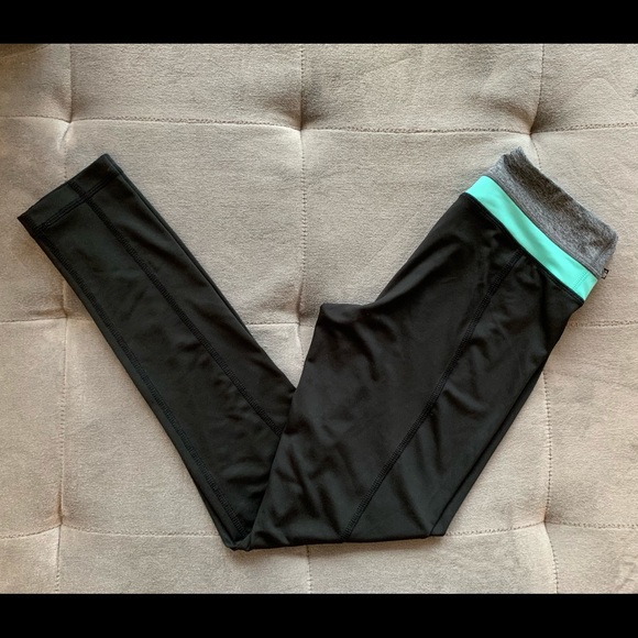 3 For $20 LA VIE EN ROSE Leggings - Picture 1 of 8